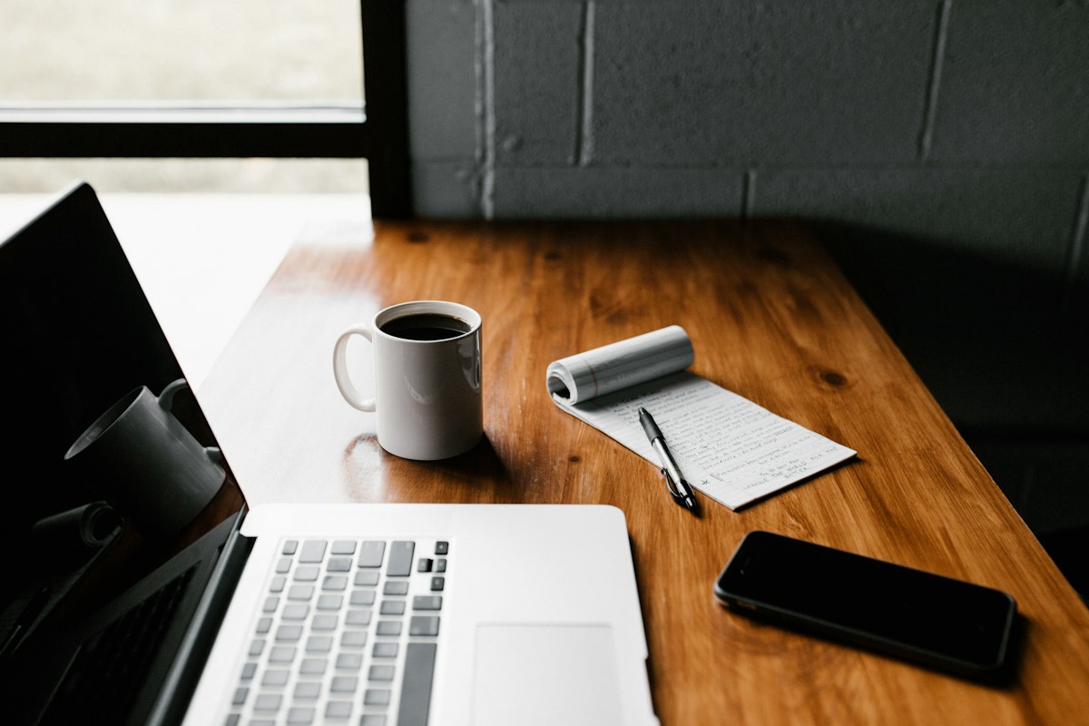 Digital Detox & Conscious Spaces: How to Reclaim Focus in a Hyperconnected World